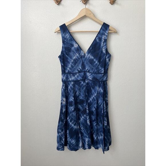 Nine West blue white tie dye pleat vneck‎ fit flare dress 8 - Picture 4 of 11